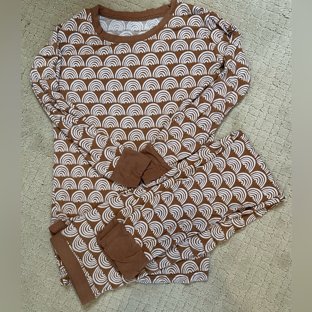 Little Sleepies Bamboo Two Piece Pajamas in Rust Rainbow Print, Size 9/10